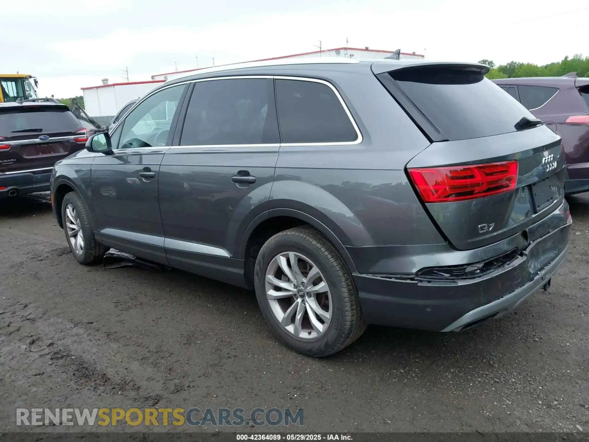 3 Фотография поврежденного автомобиля WA1LHBF75KD028291 AUDI Q7 2019