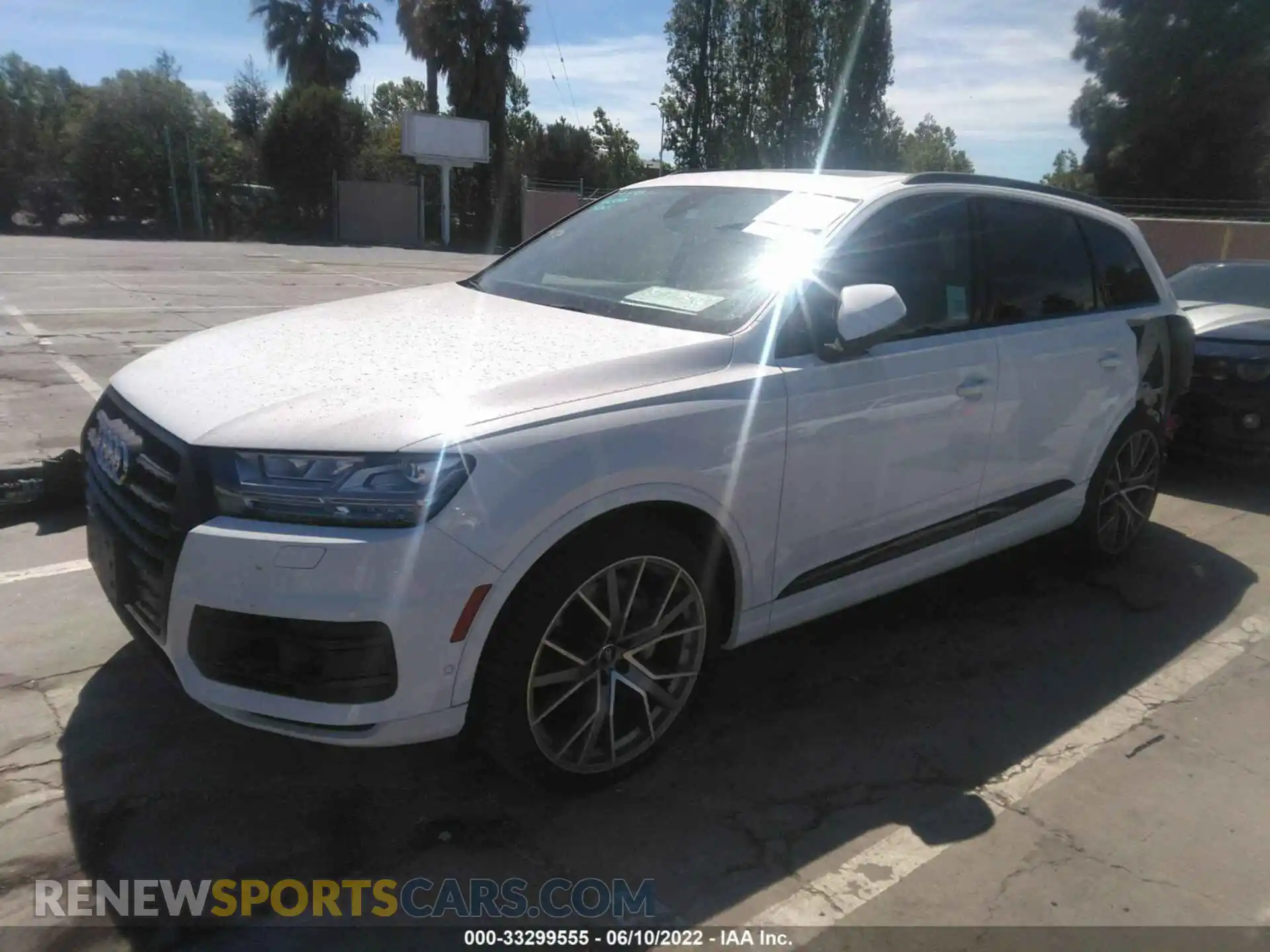 2 Photograph of a damaged car WA1VAAF70KD010823 AUDI Q7 2019