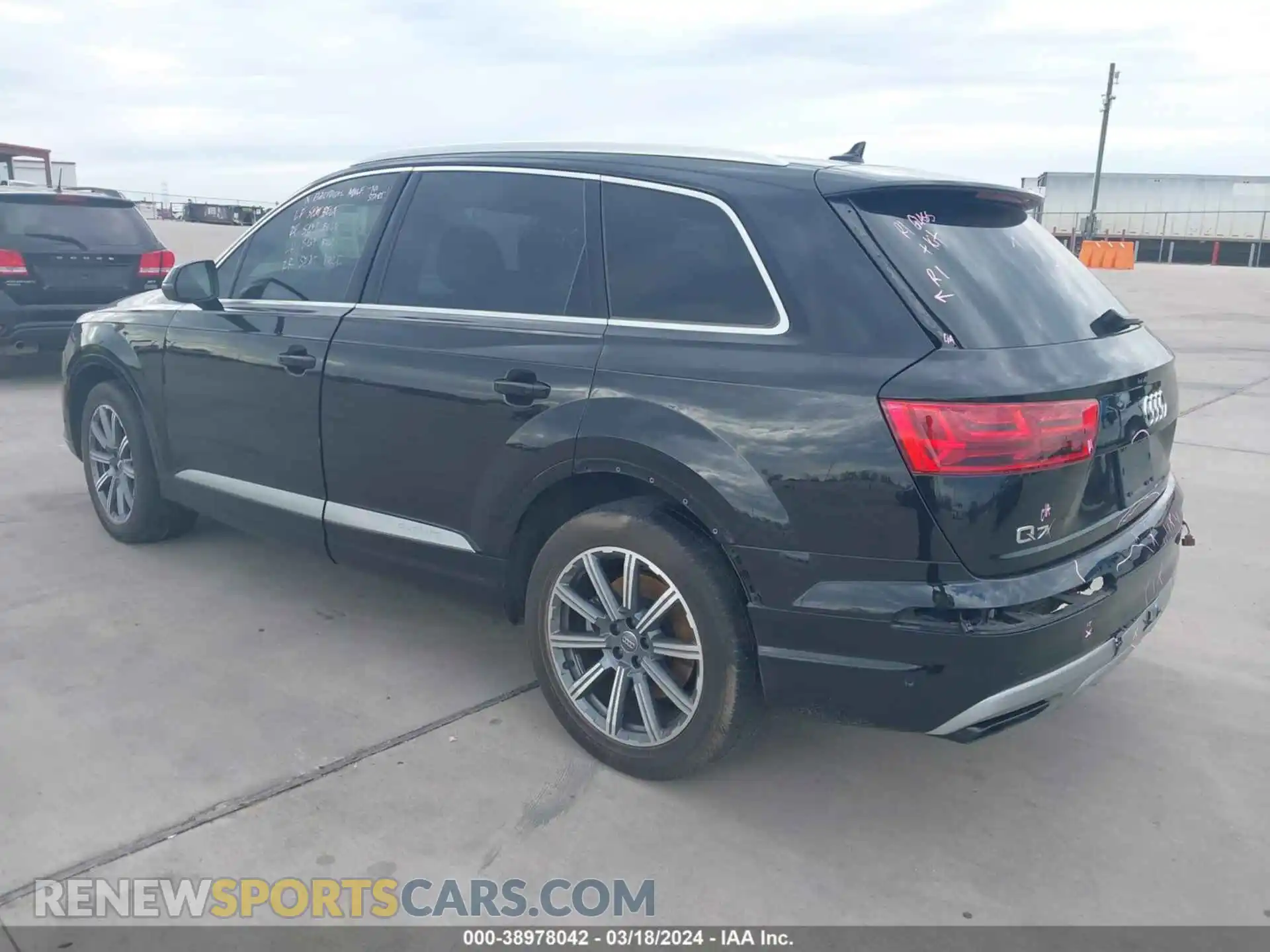 3 Photograph of a damaged car WA1VAAF70KD017738 AUDI Q7 2019