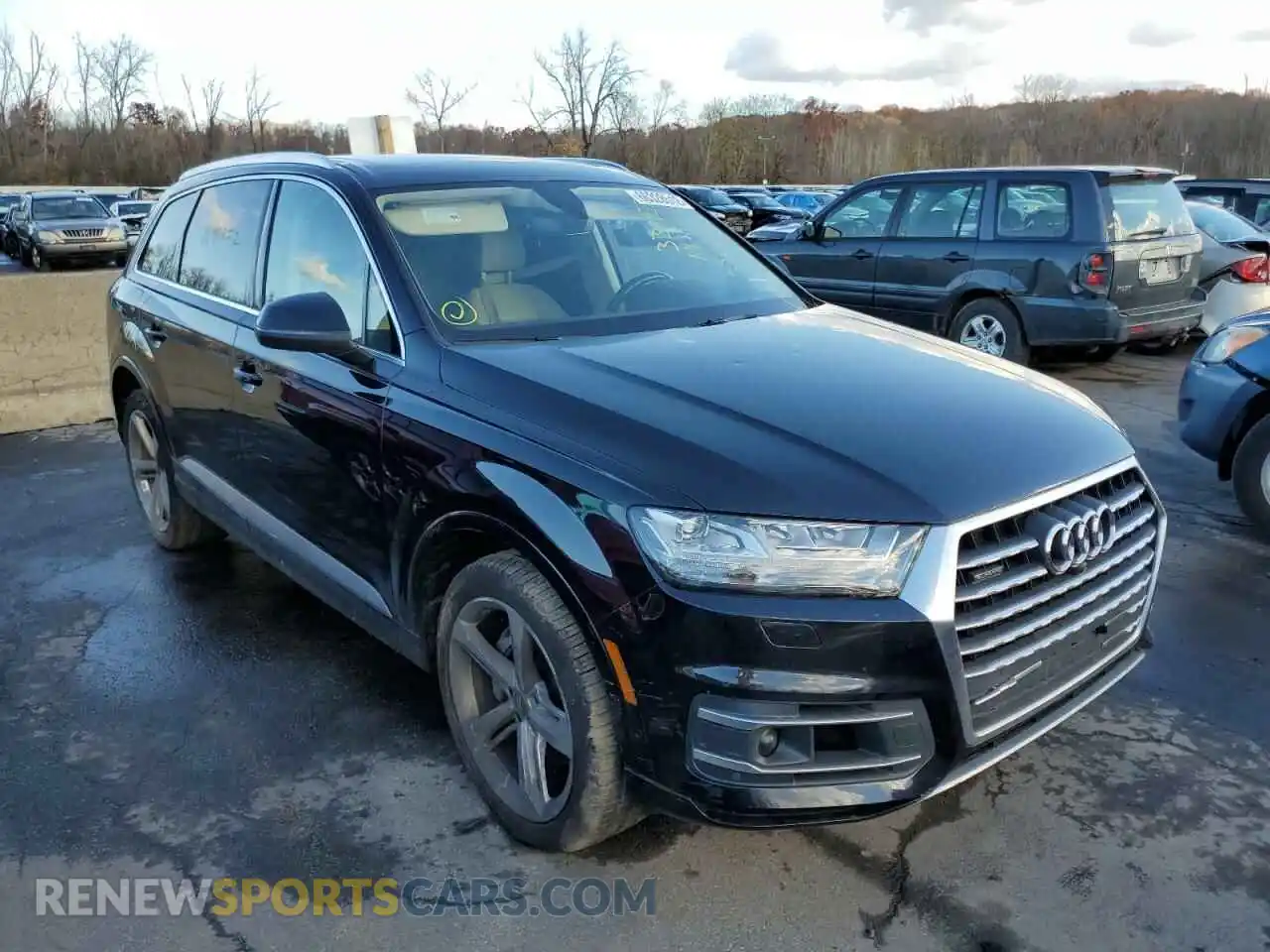 1 Photograph of a damaged car WA1VAAF71KD014119 AUDI Q7 2019