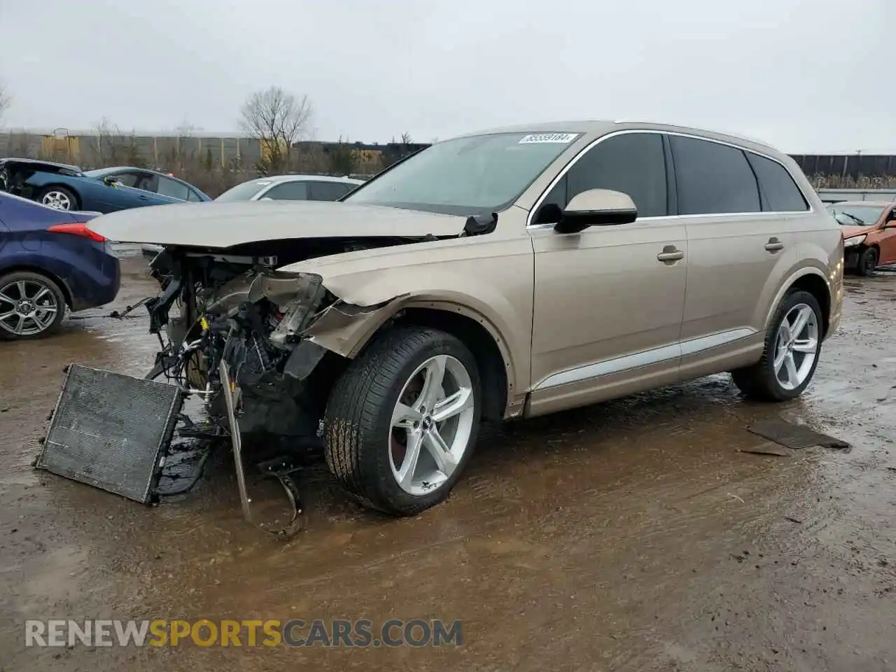1 Photograph of a damaged car WA1VAAF71KD024245 AUDI Q7 2019