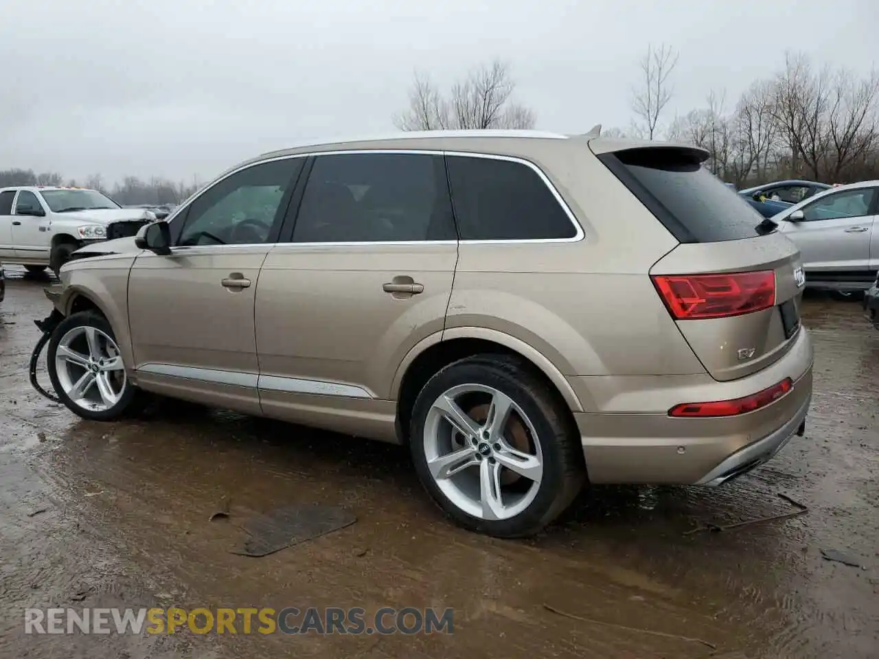 2 Photograph of a damaged car WA1VAAF71KD024245 AUDI Q7 2019