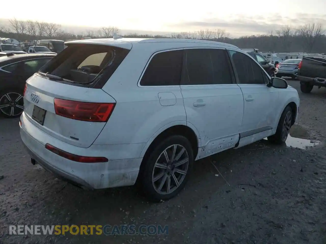3 Photograph of a damaged car WA1VAAF71KD030692 AUDI Q7 2019