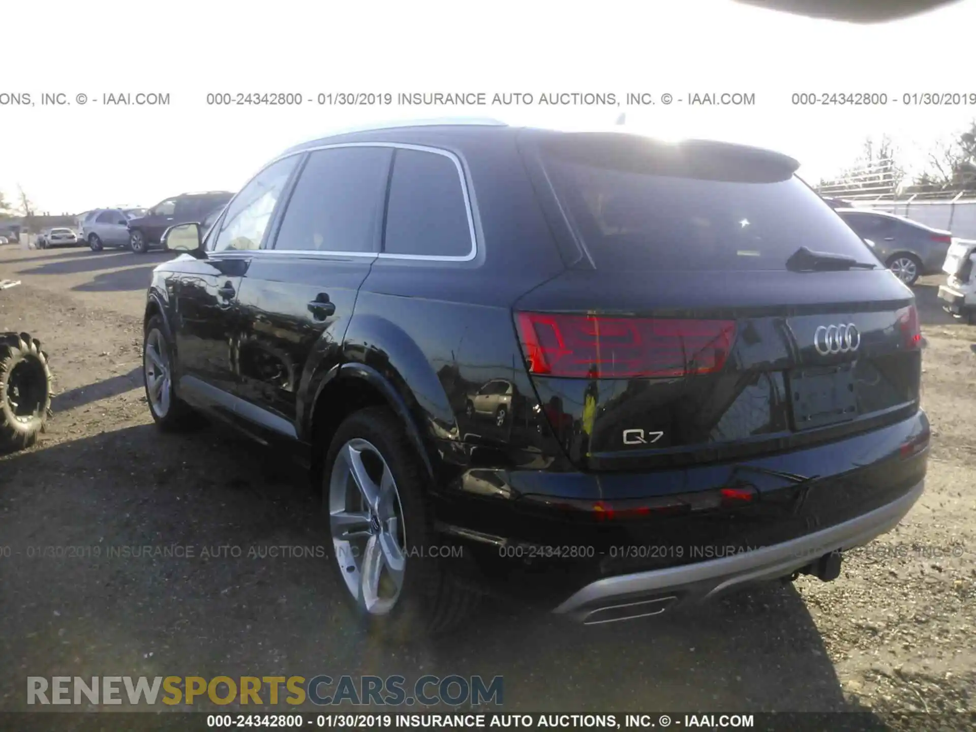 3 Photograph of a damaged car WA1VAAF72KD021421 AUDI Q7 2019