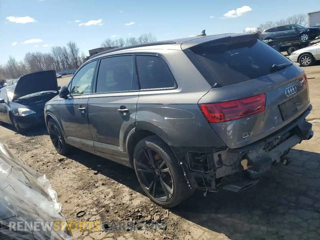2 Photograph of a damaged car WA1VAAF72KD049798 AUDI Q7 2019