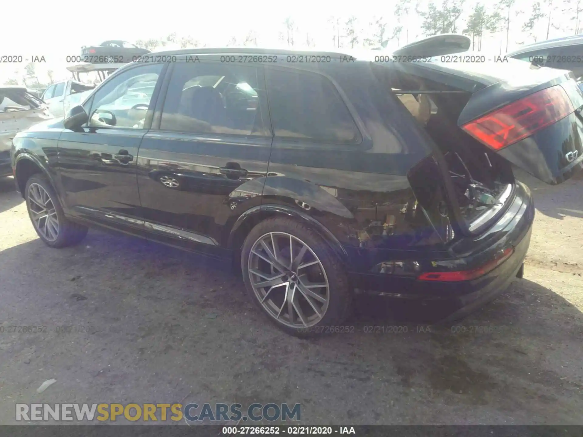 3 Photograph of a damaged car WA1VAAF73KD007155 AUDI Q7 2019