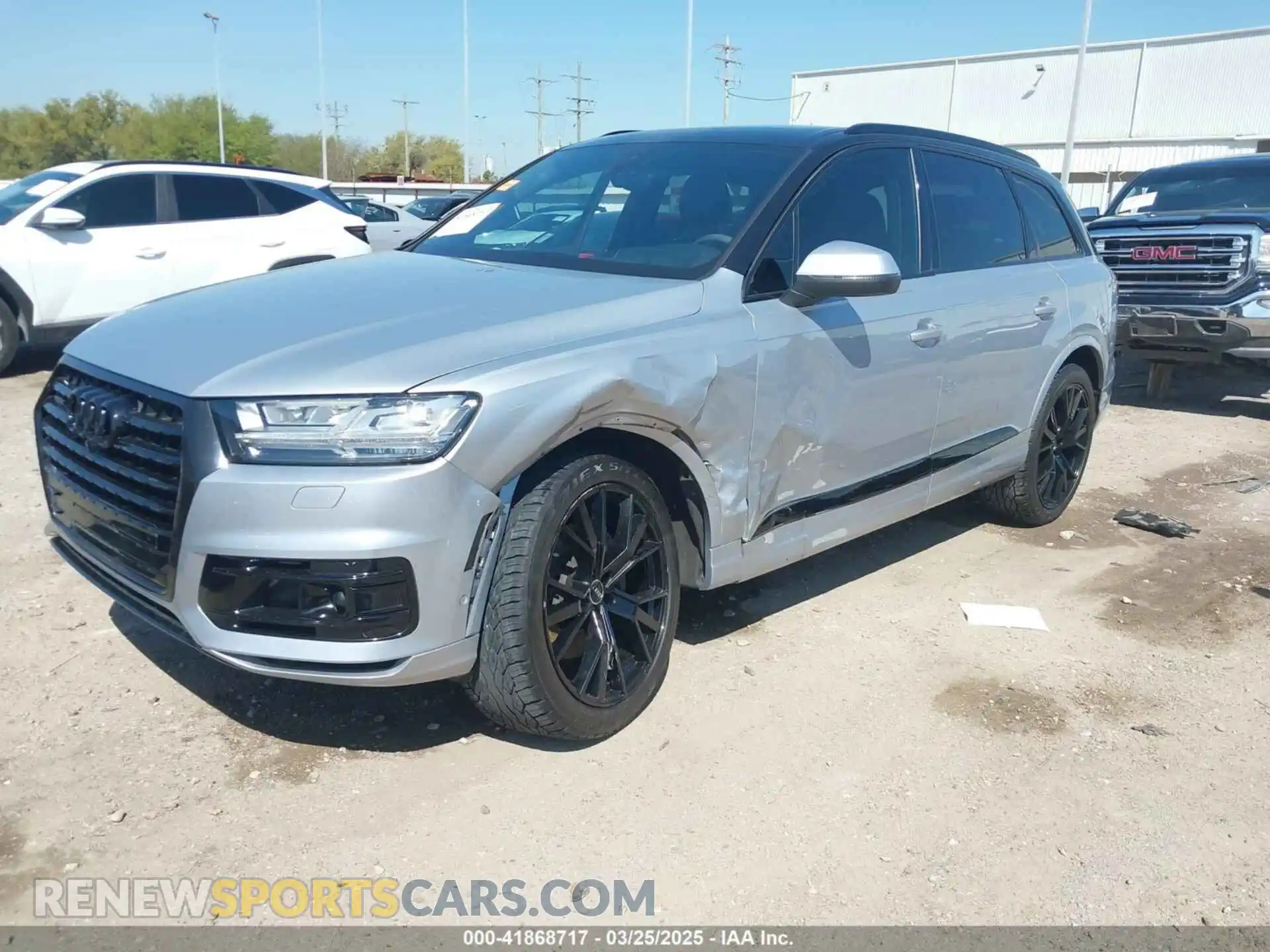 2 fotografías del automóvil dañado WA1VAAF73KD015756 AUDI Q7 2019