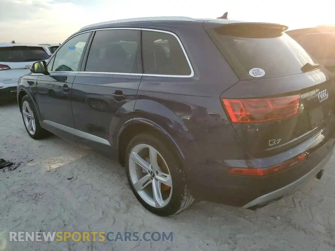 2 Photograph of a damaged car WA1VAAF73KD026725 AUDI Q7 2019