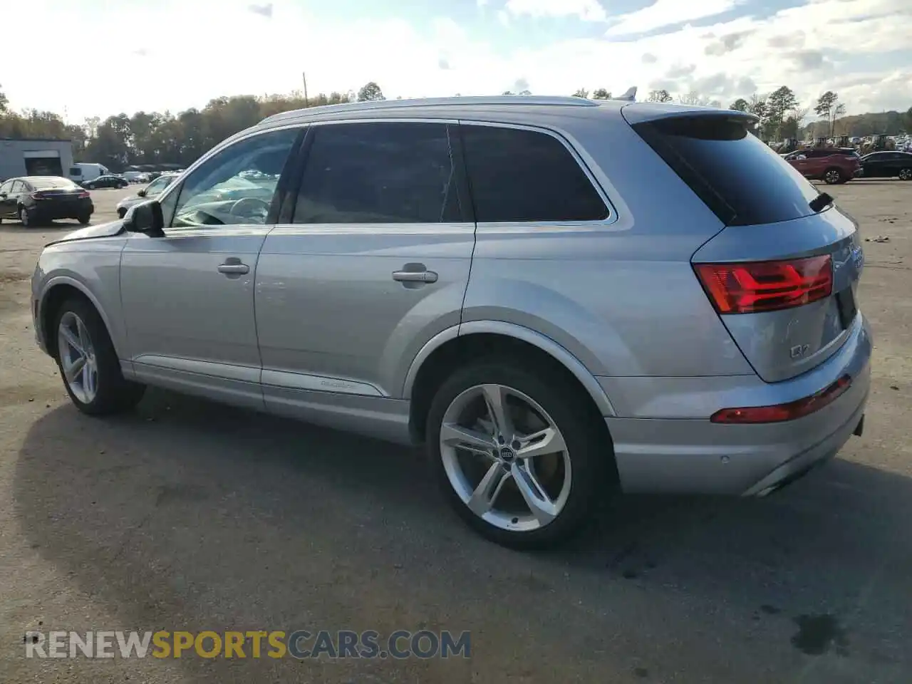 2 Photograph of a damaged car WA1VAAF74KD003938 AUDI Q7 2019