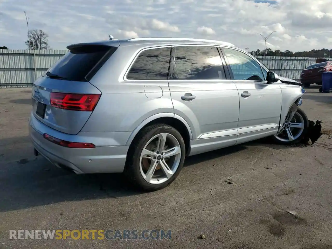 3 Photograph of a damaged car WA1VAAF74KD003938 AUDI Q7 2019