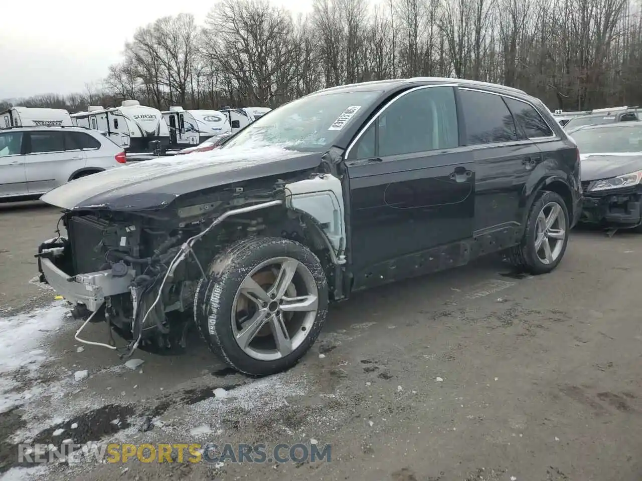 1 Photograph of a damaged car WA1VAAF74KD019878 AUDI Q7 2019