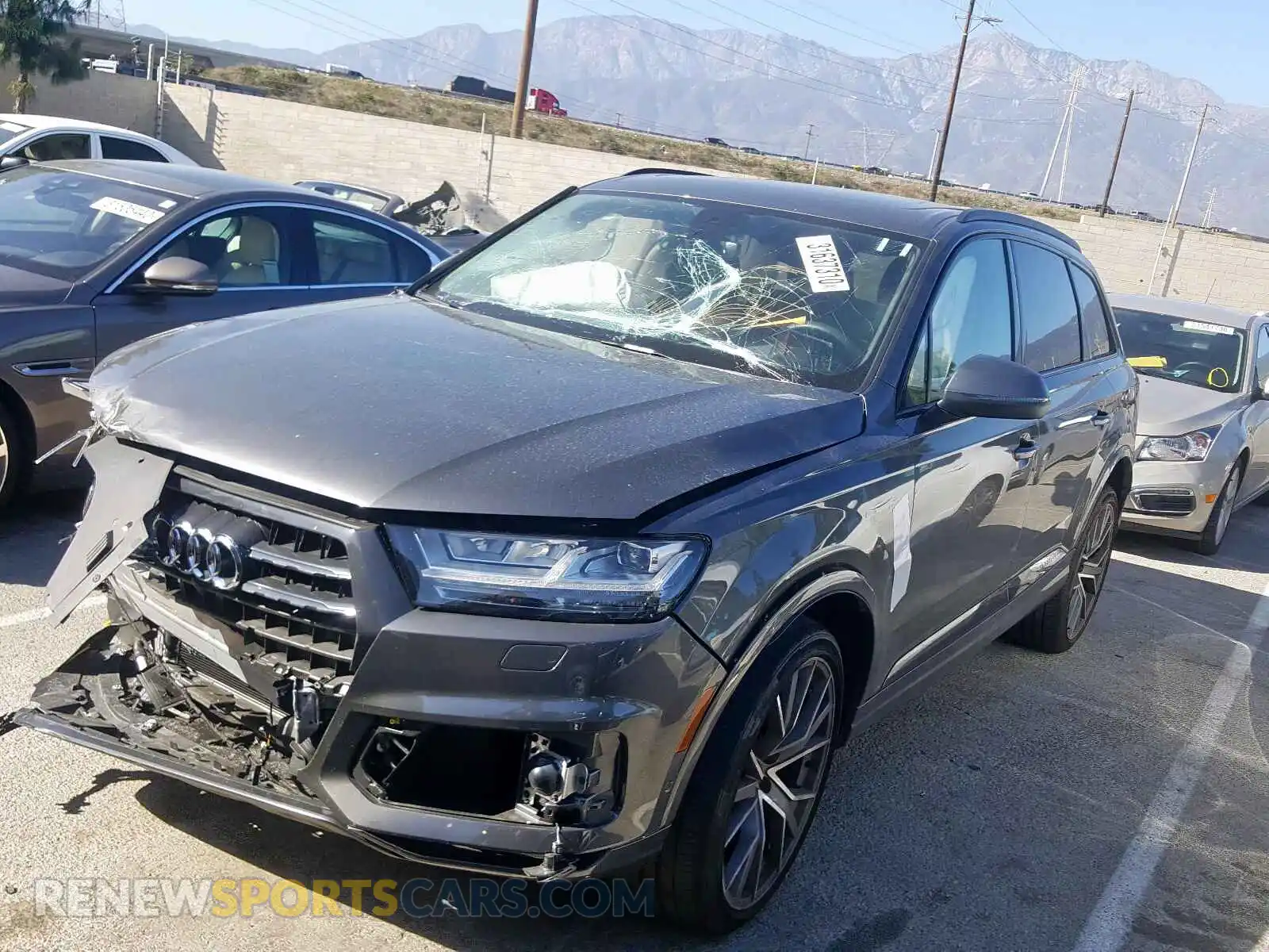 2 Photograph of a damaged car WA1VAAF75KD009313 AUDI Q7 2019