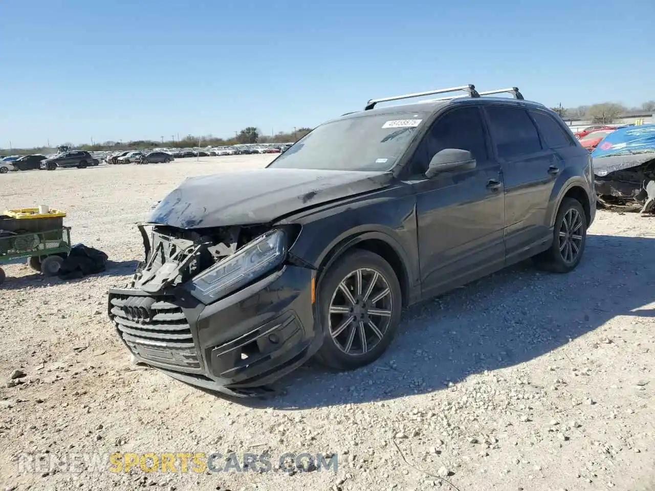 1 Photograph of a damaged car WA1VAAF75KD014138 AUDI Q7 2019
