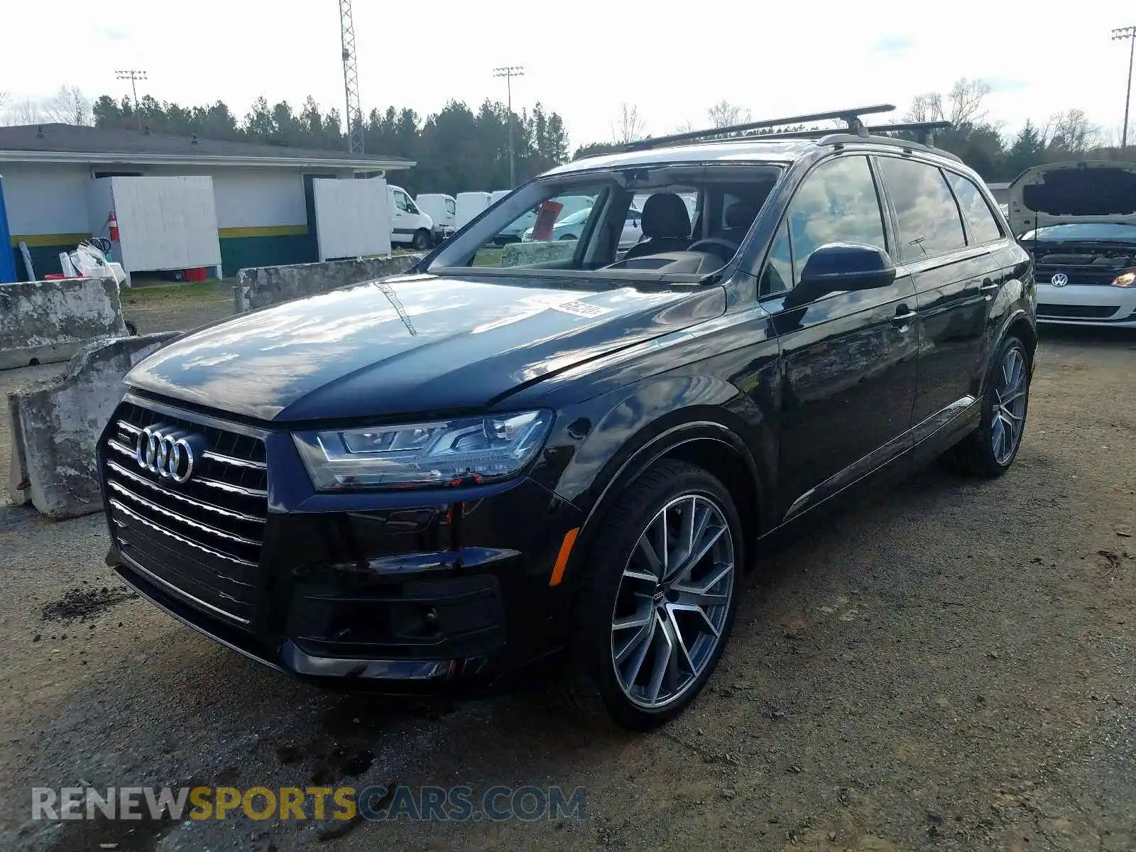 2 Photograph of a damaged car WA1VAAF76KD026525 AUDI Q7 2019