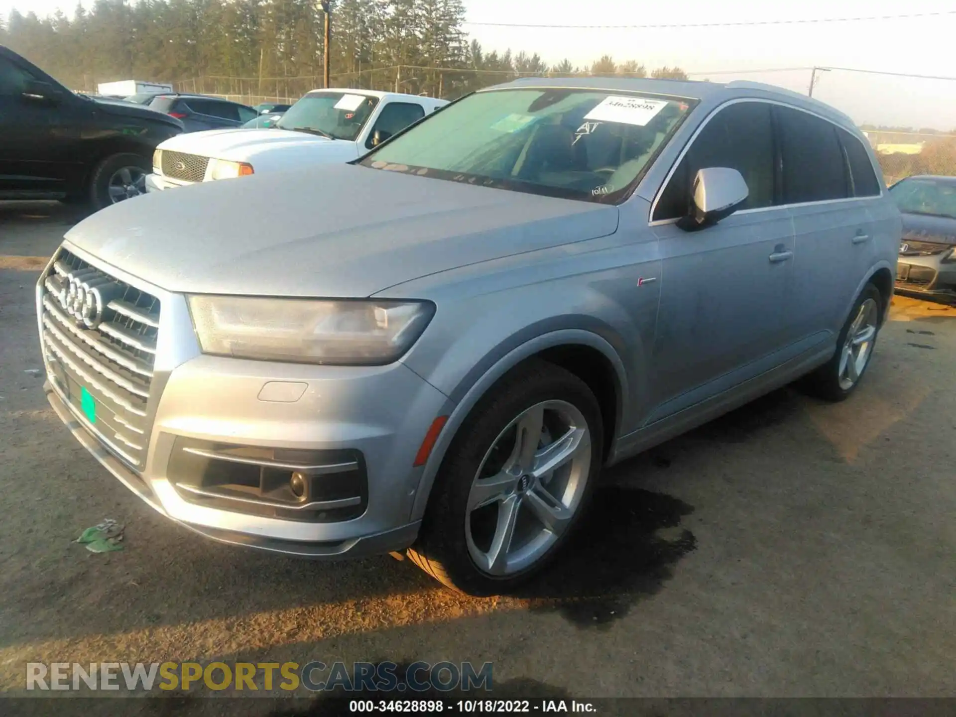 2 Photograph of a damaged car WA1VAAF76KD049044 AUDI Q7 2019