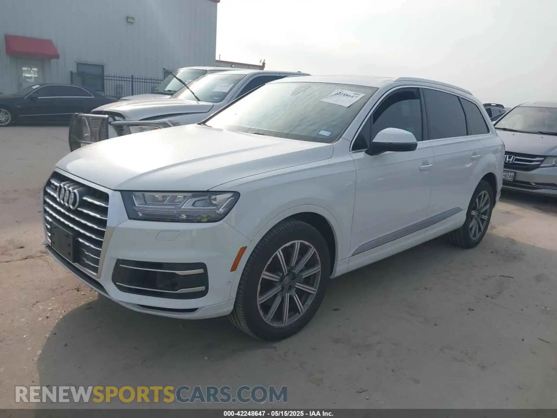 2 fotografías del automóvil dañado WA1VAAF79KD005913 AUDI Q7 2019