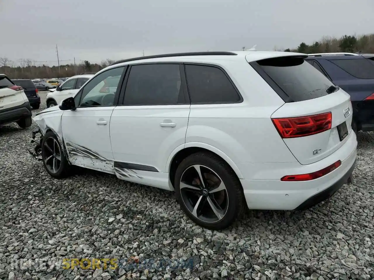 2 Photograph of a damaged car WA1VAAF7XKD033865 AUDI Q7 2019