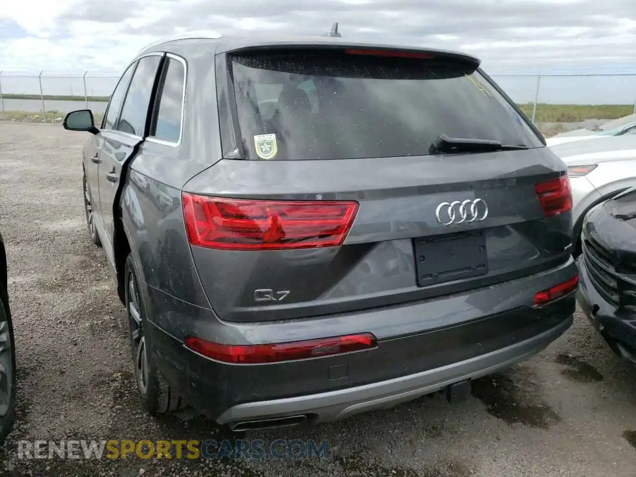 3 Photograph of a damaged car WA1VABF76KD040219 AUDI Q7 2019