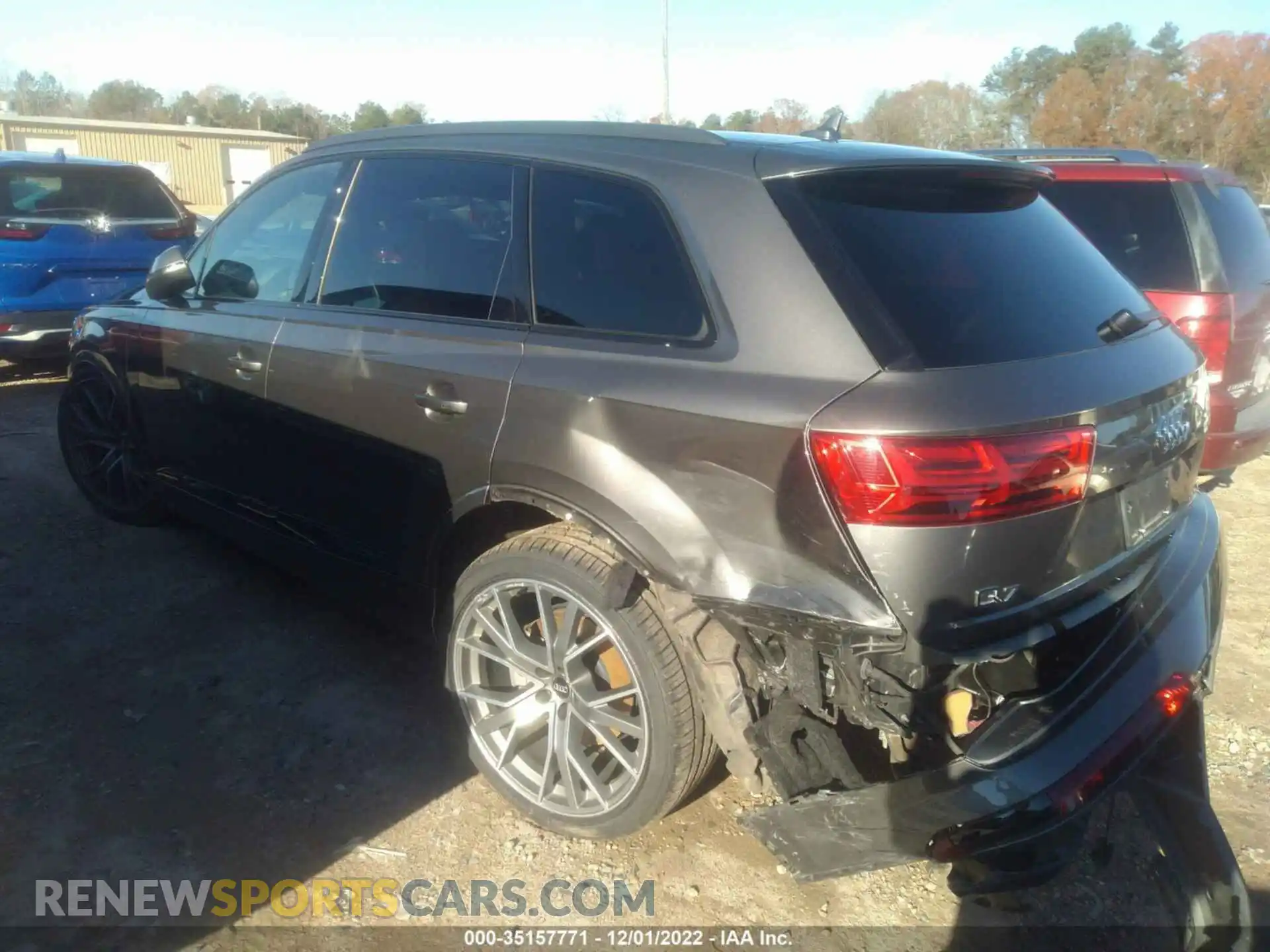 3 Photograph of a damaged car WA1VABF78KD036494 AUDI Q7 2019