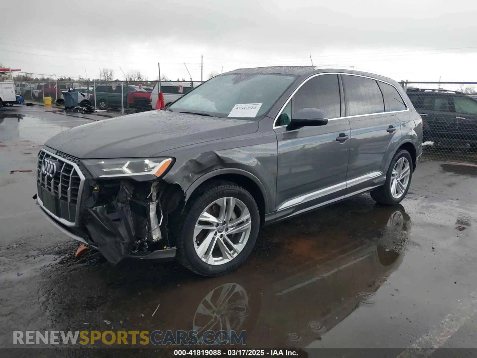 2 Photograph of a damaged car WA1AXAF77LD003544 AUDI Q7 2020