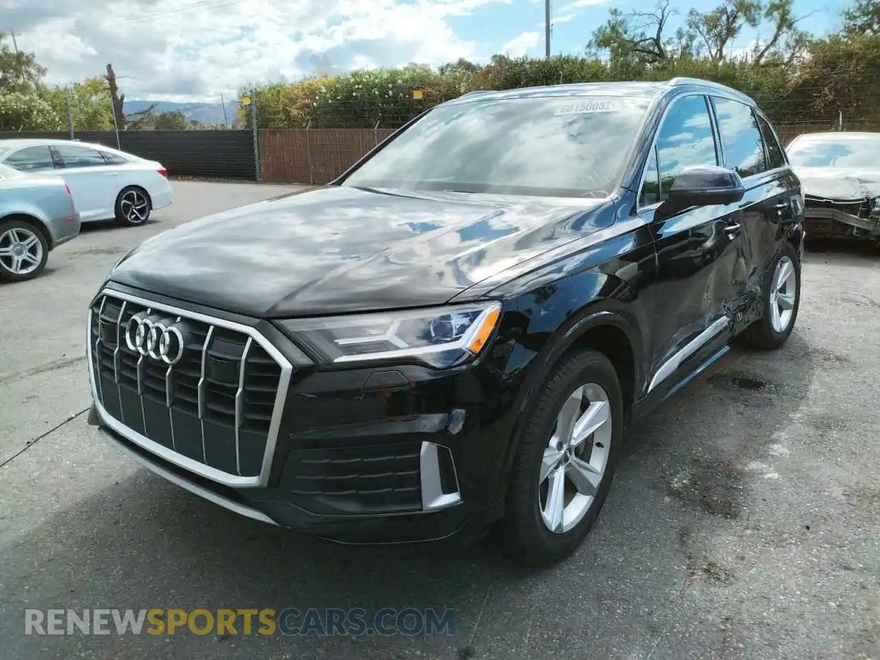 2 Photograph of a damaged car WA1LJAF72LD013151 AUDI Q7 2020