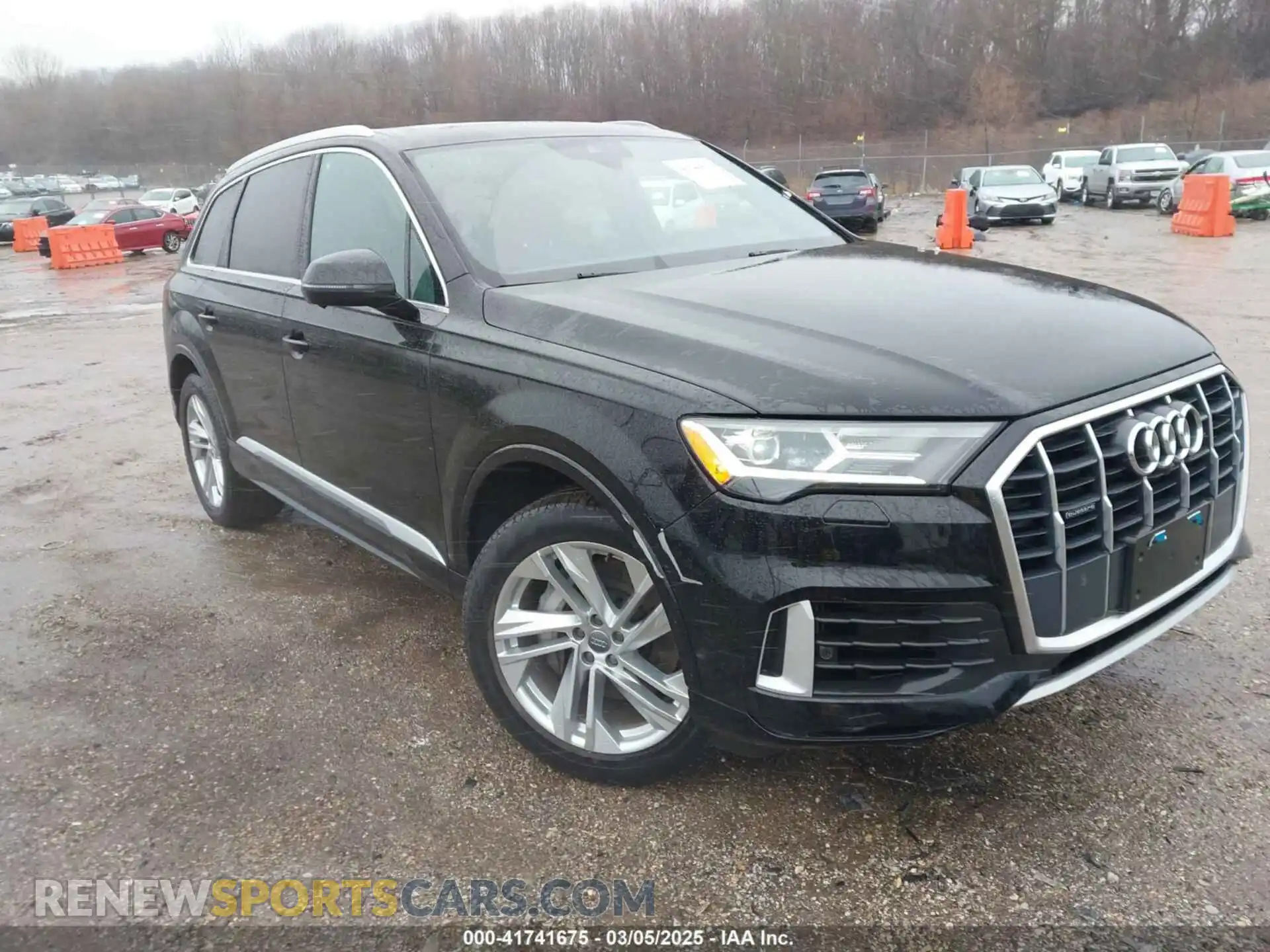 1 Photograph of a damaged car WA1LXAF70LD002373 AUDI Q7 2020