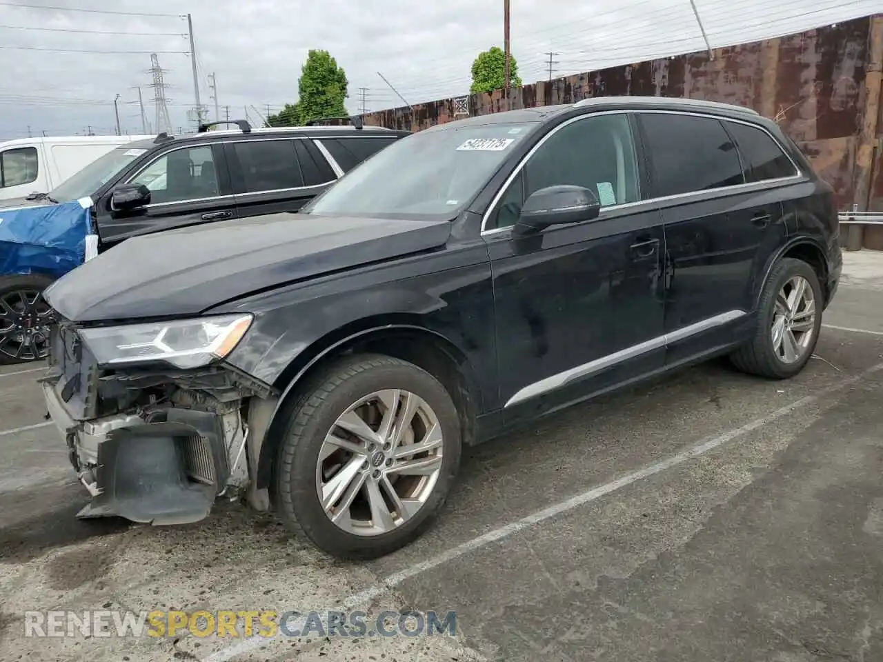 1 Фотография поврежденного автомобиля WA1LXAF71LD003404 AUDI Q7 2020