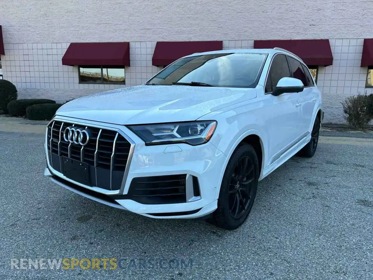 2 Photograph of a damaged car WA1LXAF74LD005065 AUDI Q7 2020