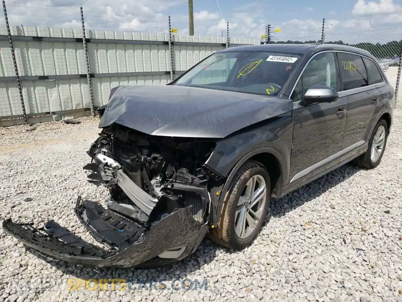 2 Photograph of a damaged car WA1LXAF79LD005806 AUDI Q7 2020