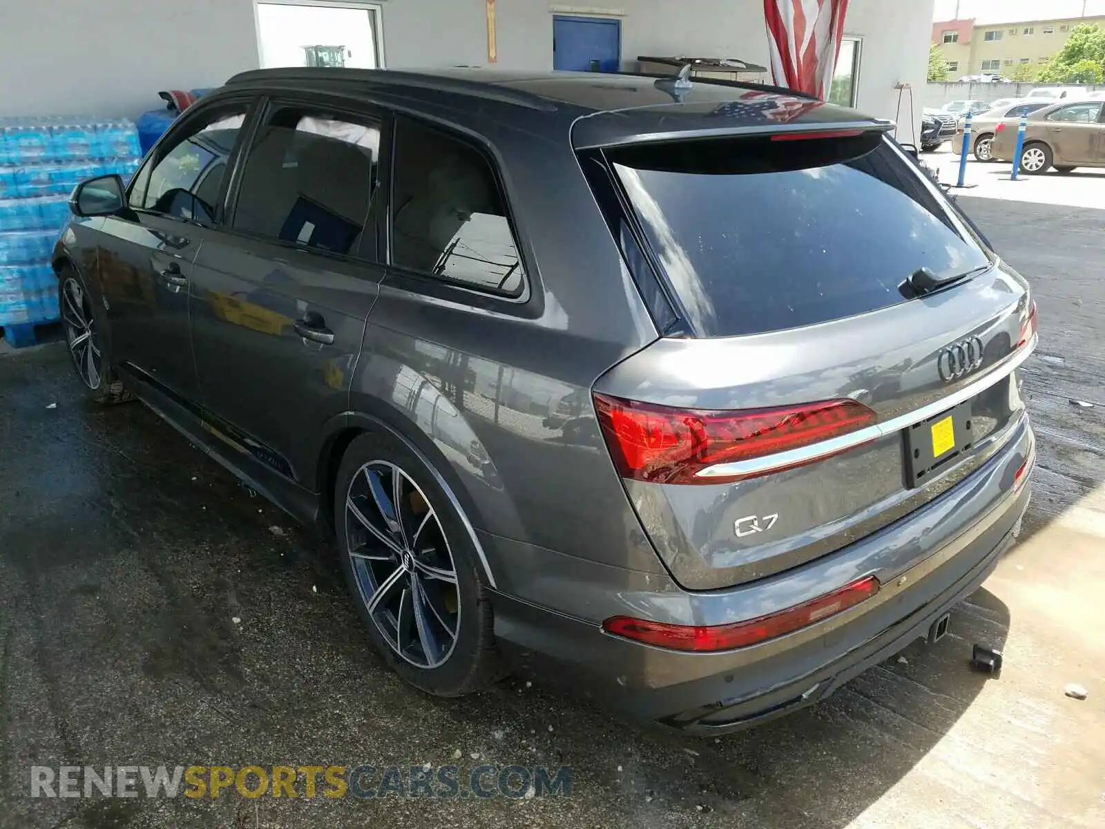 3 Photograph of a damaged car WA1LXAF7XLD002378 AUDI Q7 2020