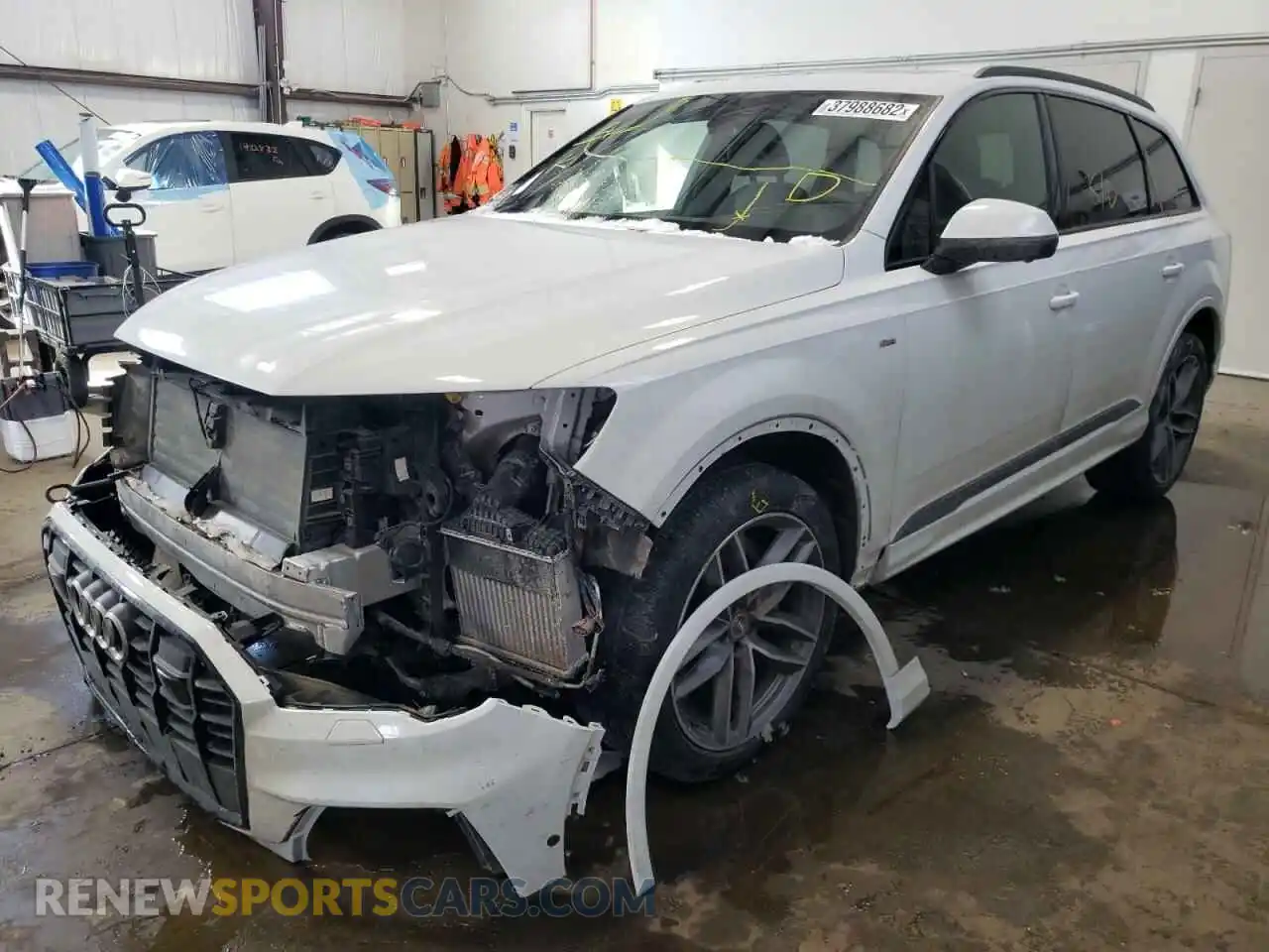2 fotografías del automóvil dañado WA1MXAF73LD002002 AUDI Q7 2020