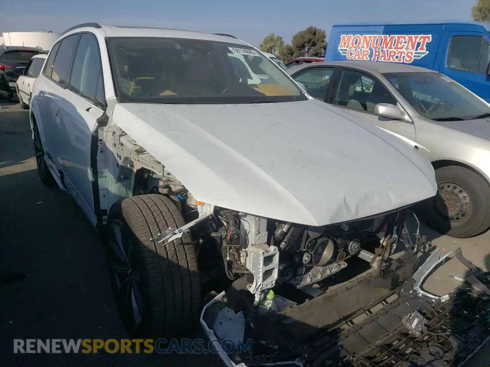 1 Photograph of a damaged car WA1VXAF79LD004860 AUDI Q7 2020