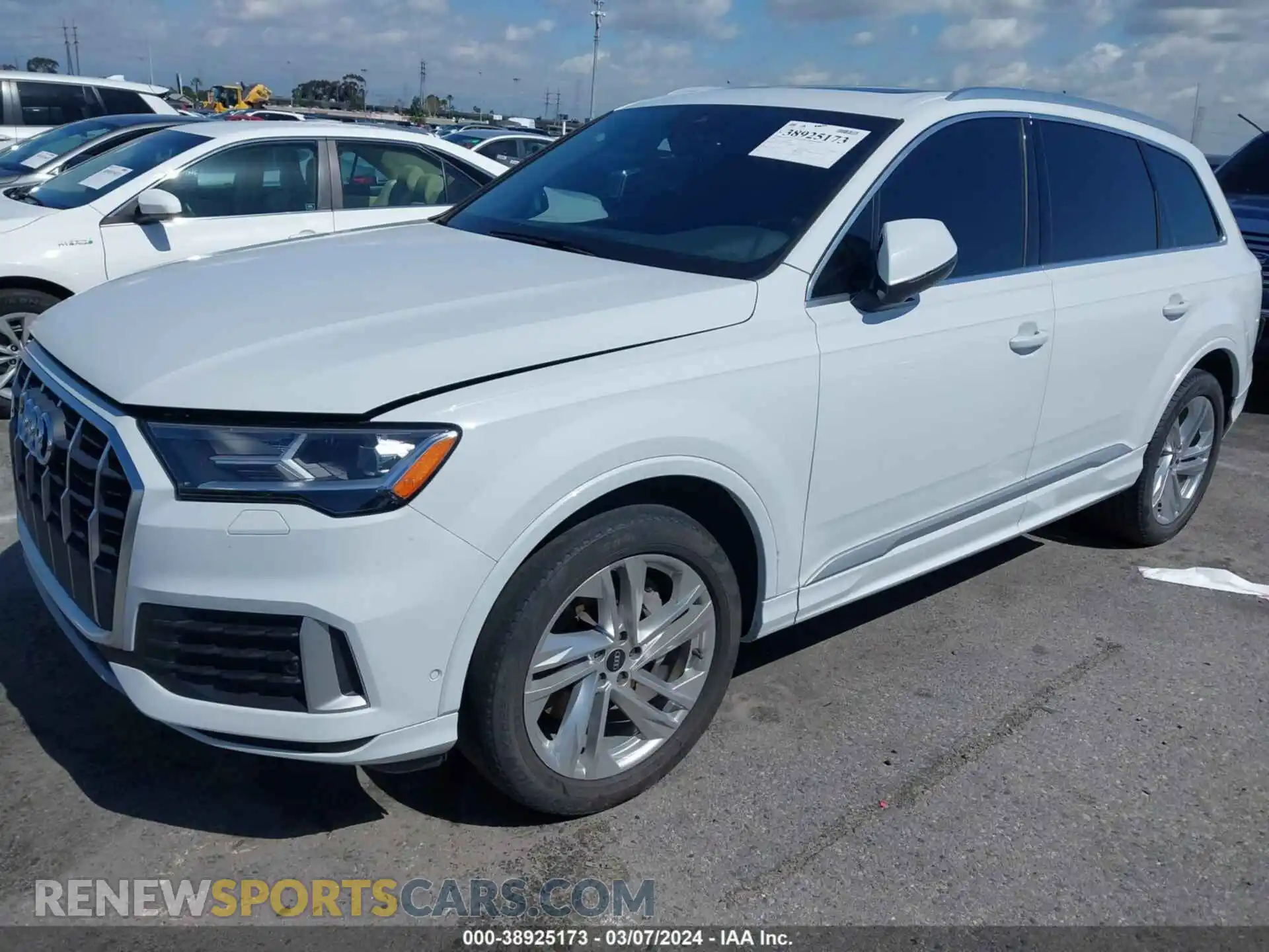 2 fotografías del automóvil dañado WA1AJAF70MD027302 AUDI Q7 2021