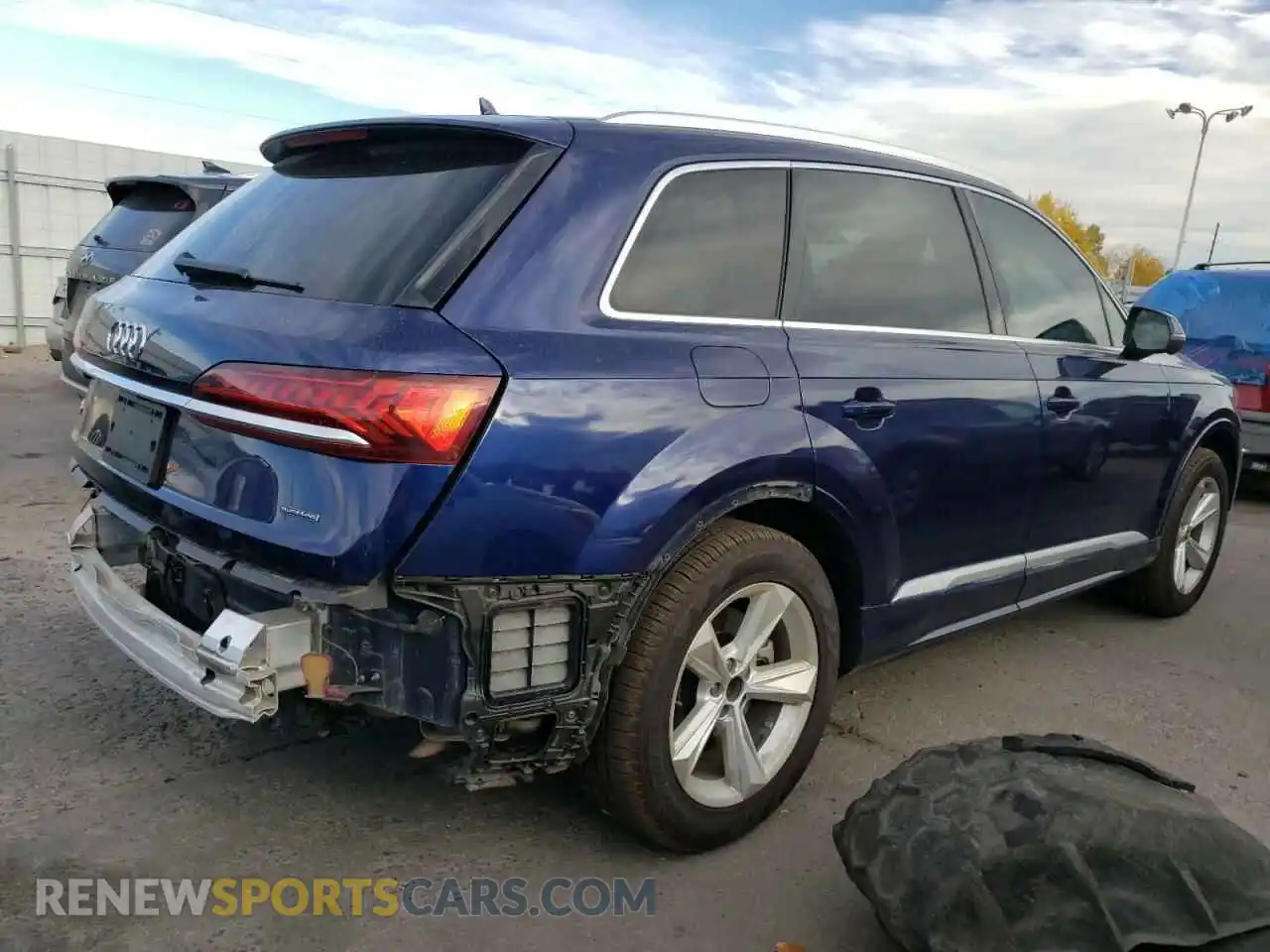 3 Photograph of a damaged car WA1AJAF71MD019919 AUDI Q7 2021