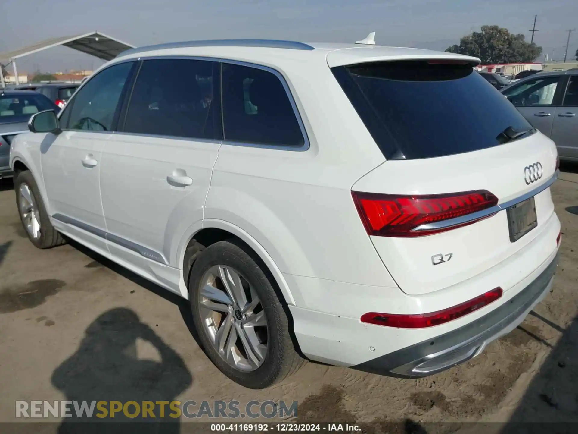3 Photograph of a damaged car WA1AJAF71MD030063 AUDI Q7 2021
