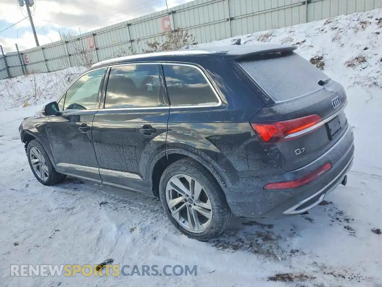 2 Photograph of a damaged car WA1AJAF75MD024671 AUDI Q7 2021