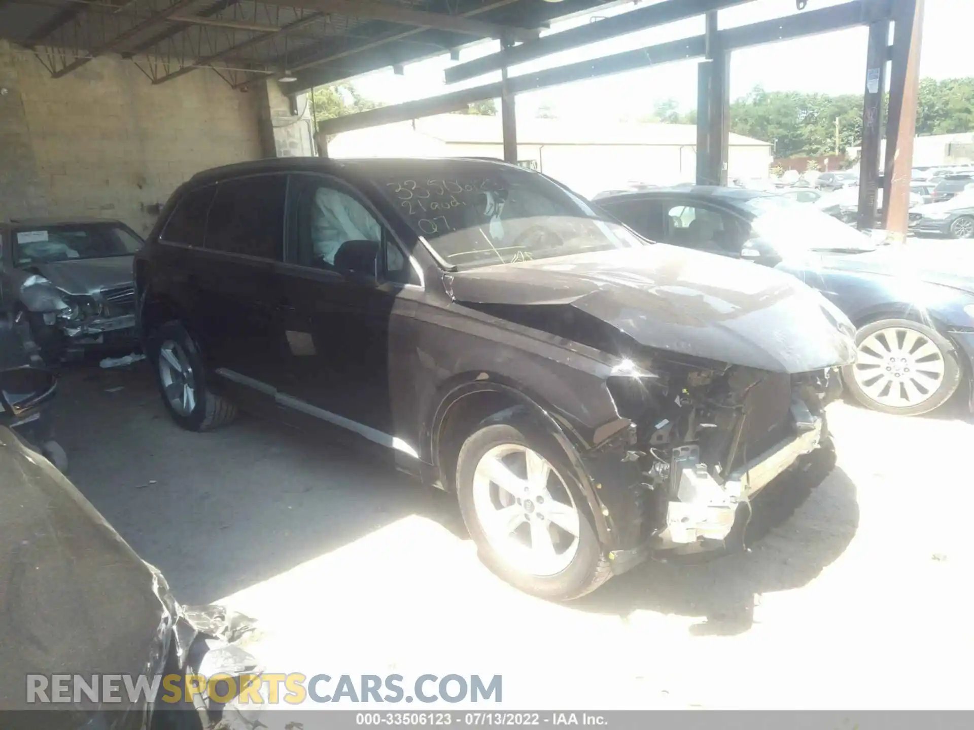1 Photograph of a damaged car WA1AJAF75MD026484 AUDI Q7 2021