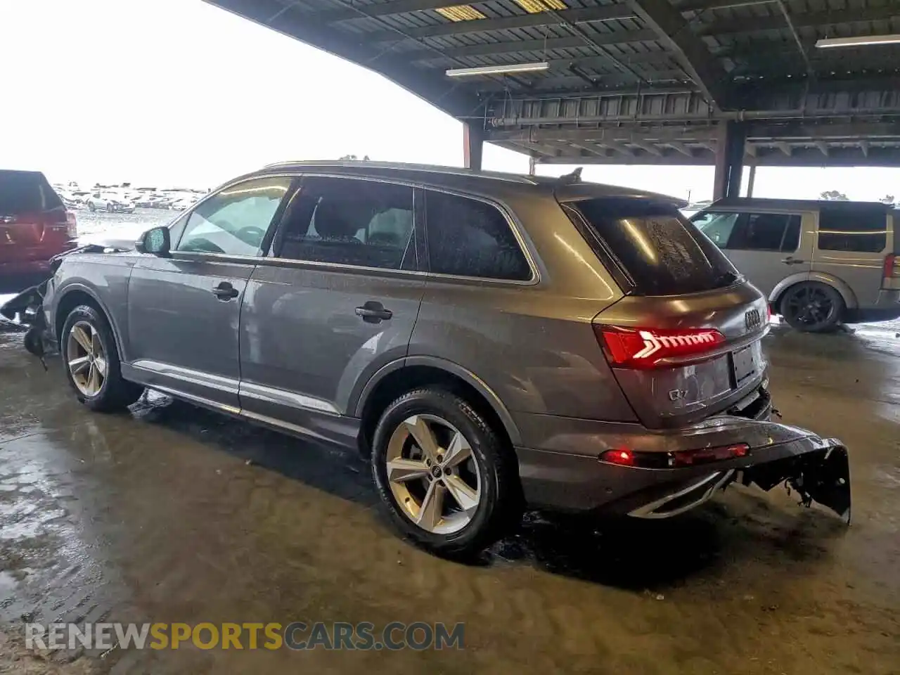 2 Photograph of a damaged car WA1AJBF76MD031148 AUDI Q7 2021