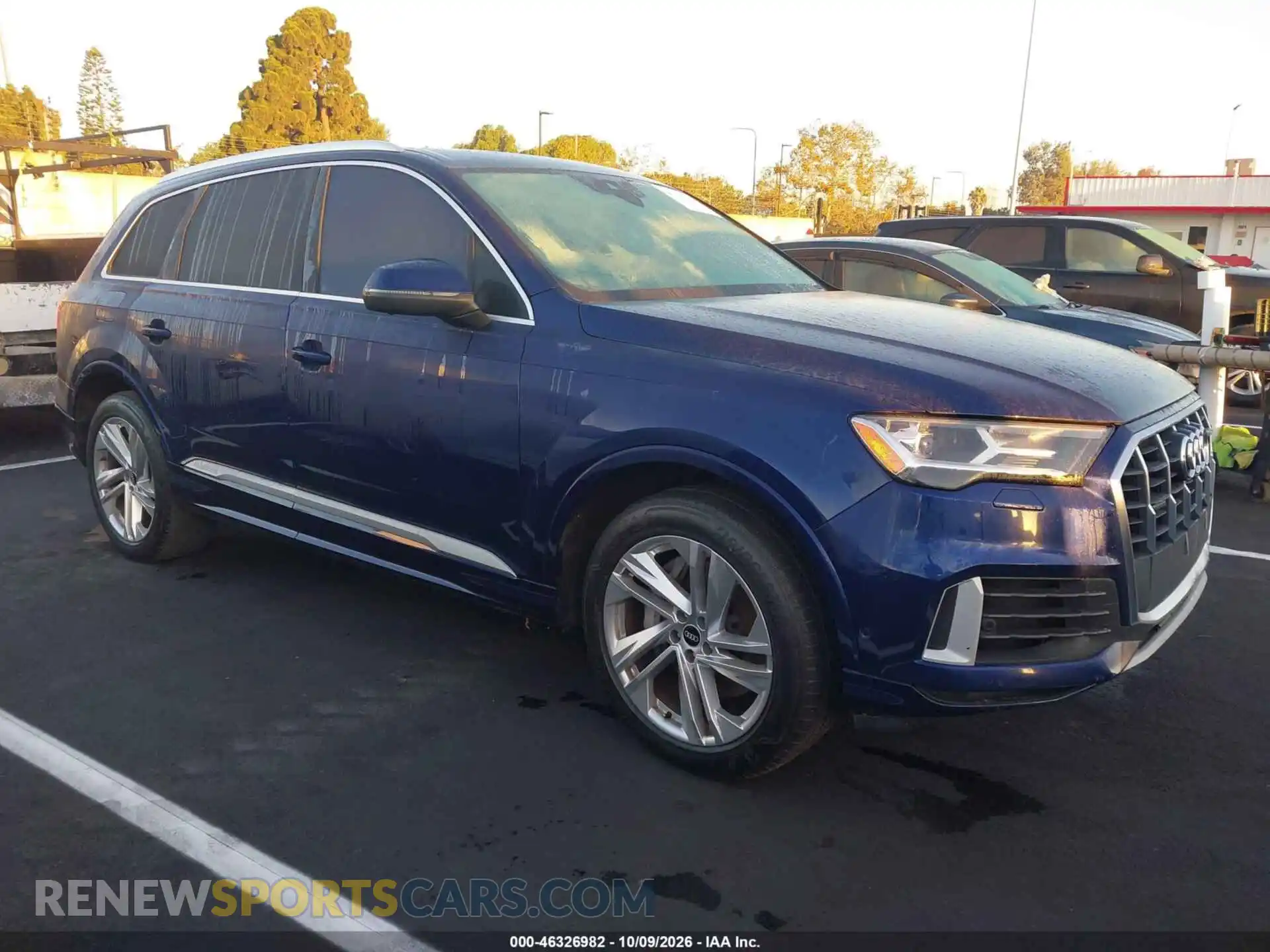 1 Photograph of a damaged car WA1AXAF70MD015455 AUDI Q7 2021