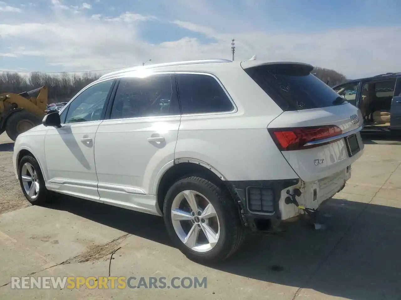 2 Photograph of a damaged car WA1AXAF71MD015299 AUDI Q7 2021