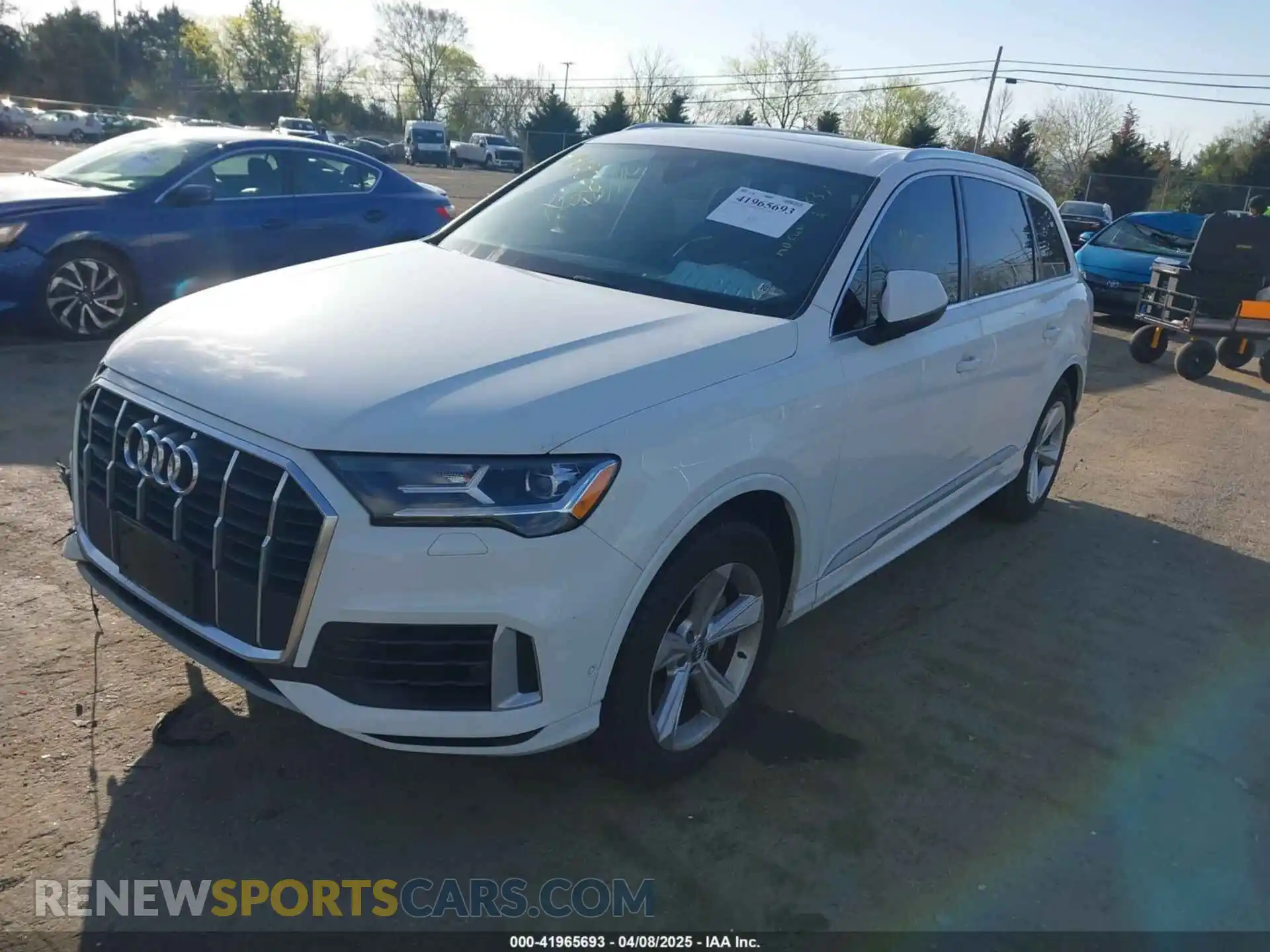 2 Photograph of a damaged car WA1AXAF75MD000241 AUDI Q7 2021