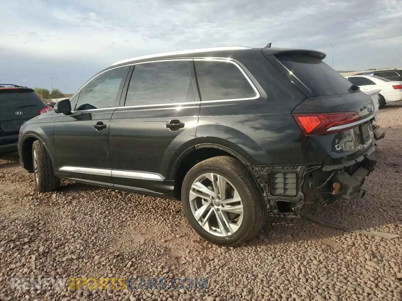 2 Photograph of a damaged car WA1AXAF75MD000515 AUDI Q7 2021