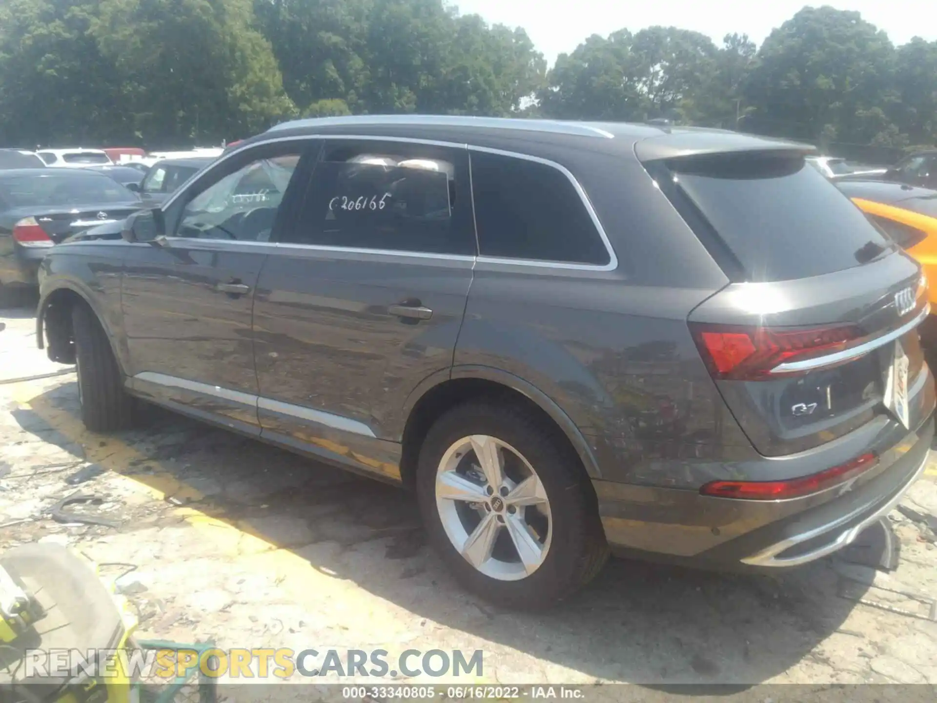3 Photograph of a damaged car WA1AXAF78MD036375 AUDI Q7 2021