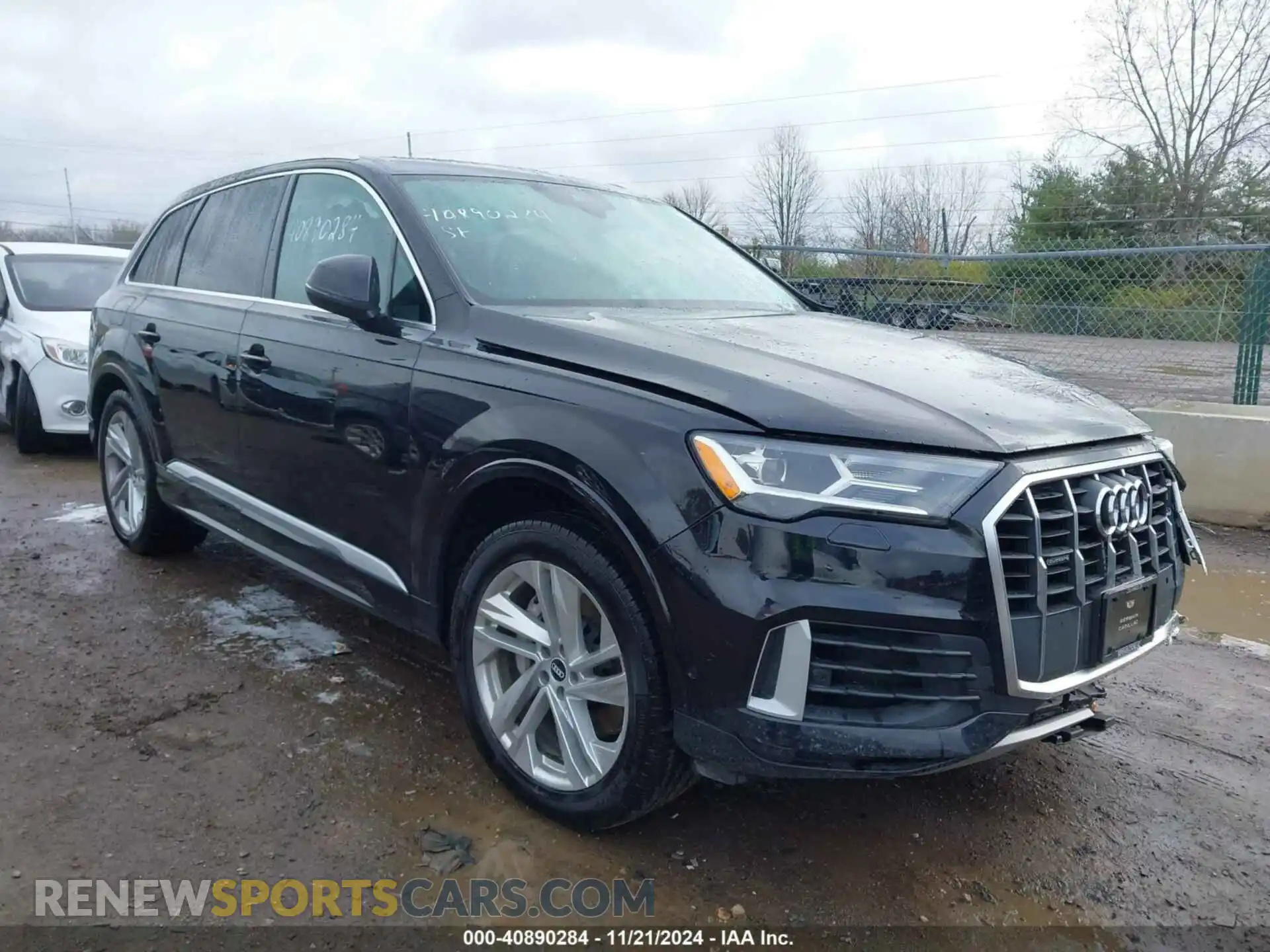 1 Photograph of a damaged car WA1AXAF79MD033999 AUDI Q7 2021
