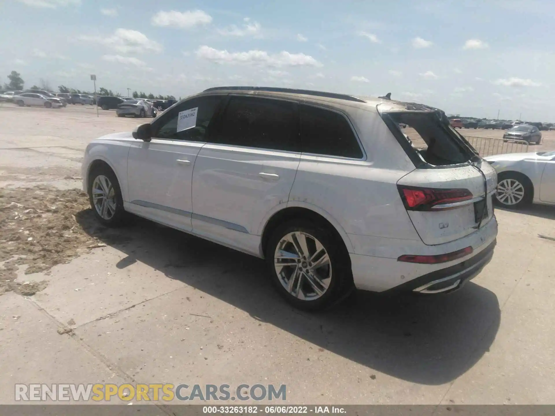 3 Photograph of a damaged car WA1LJAF70MD025946 AUDI Q7 2021