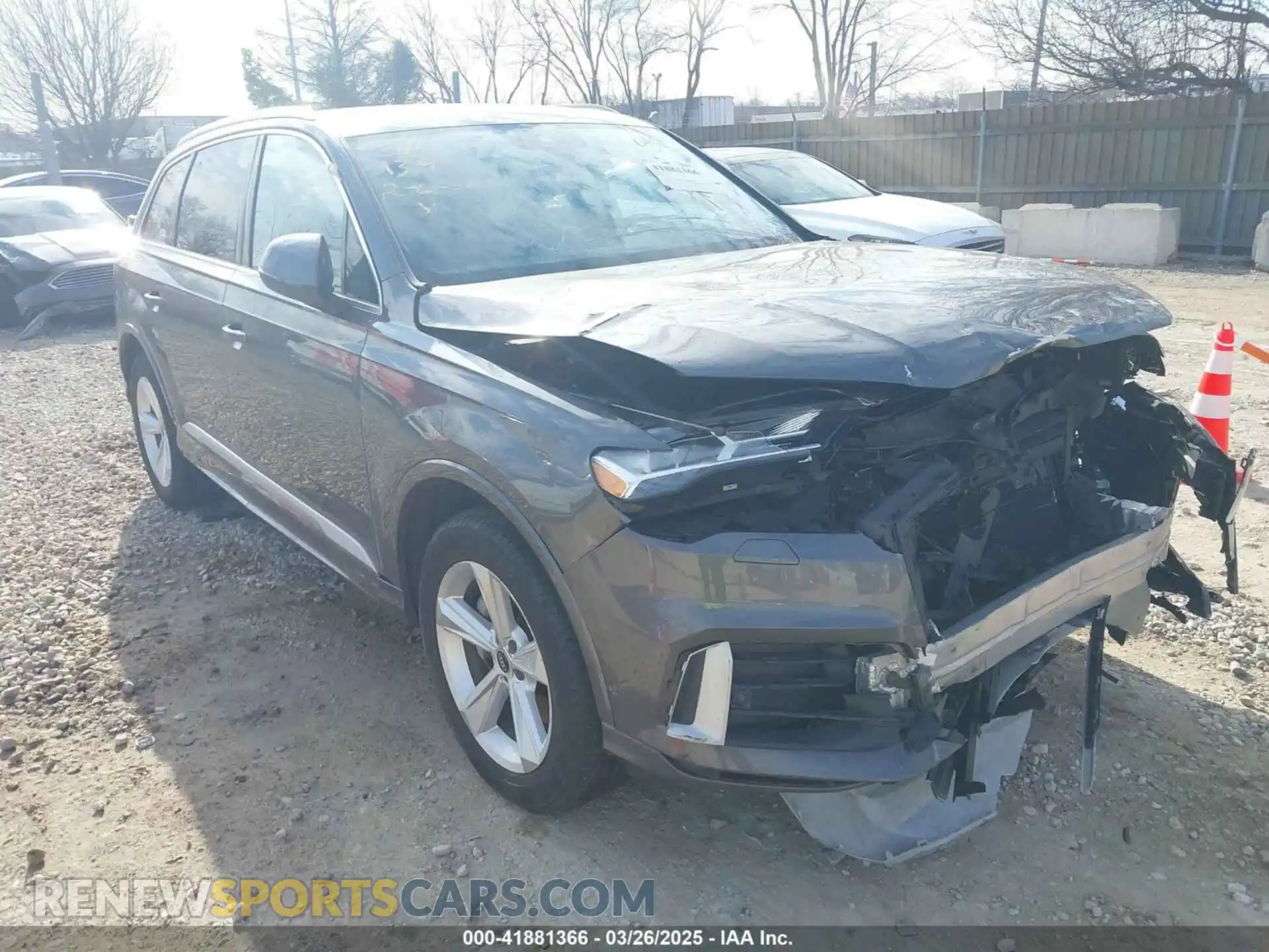 1 Photograph of a damaged car WA1LJAF74MD031720 AUDI Q7 2021