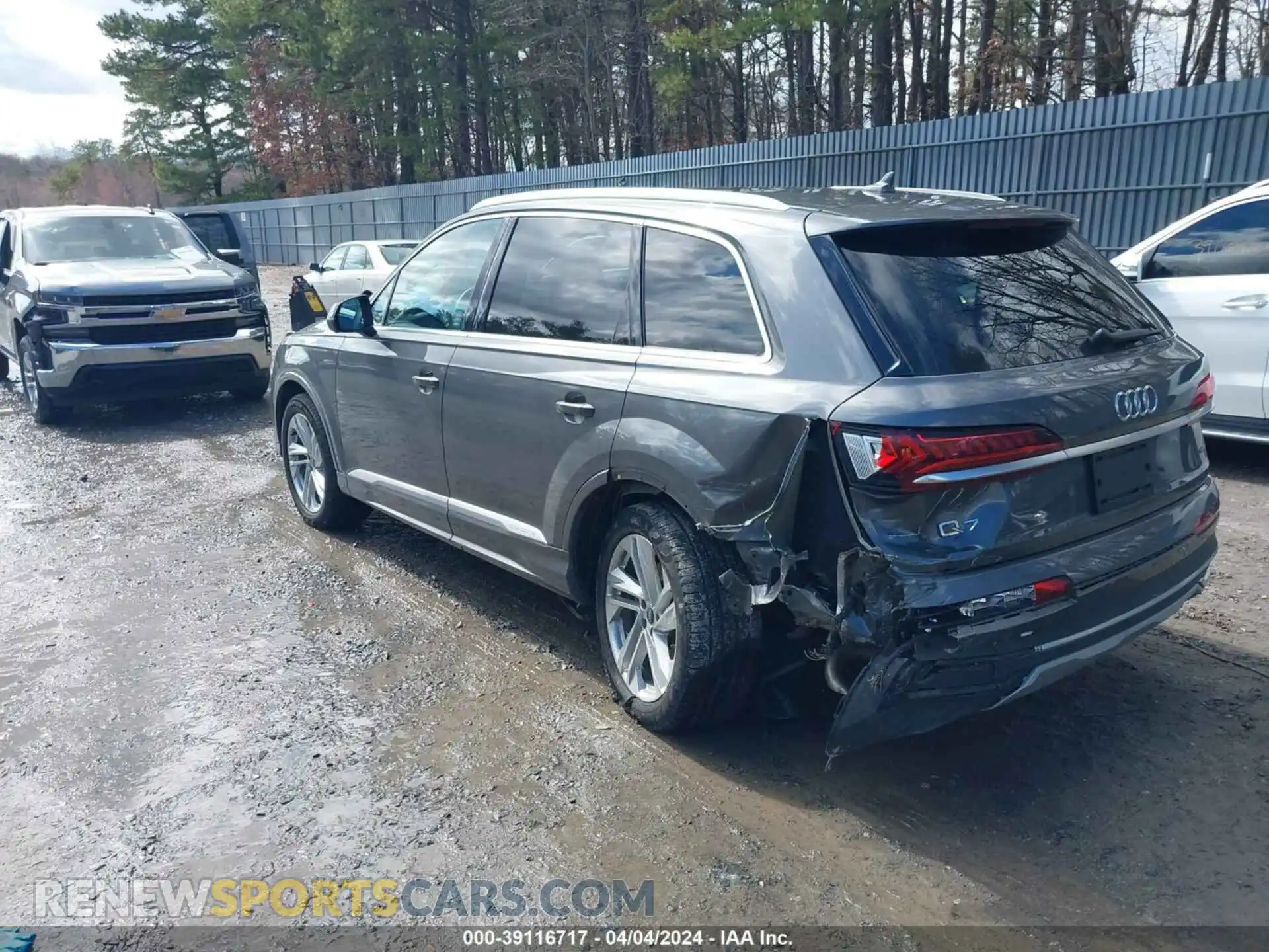 3 Photograph of a damaged car WA1LJAF74MD035329 AUDI Q7 2021