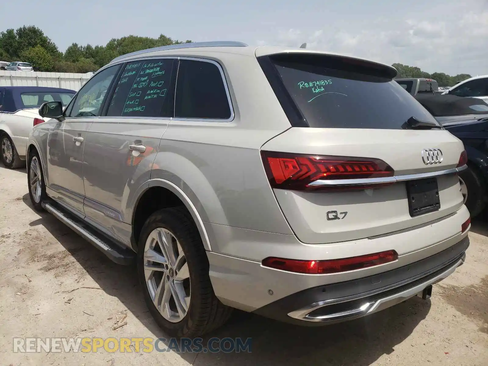 3 Photograph of a damaged car WA1LJAF75MD024551 AUDI Q7 2021