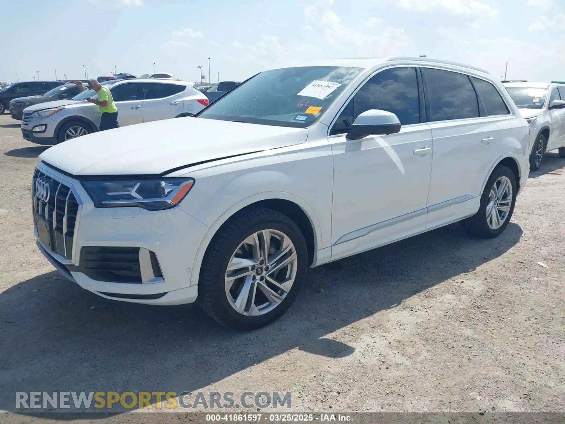 2 Photograph of a damaged car WA1LJAF76MD014837 AUDI Q7 2021