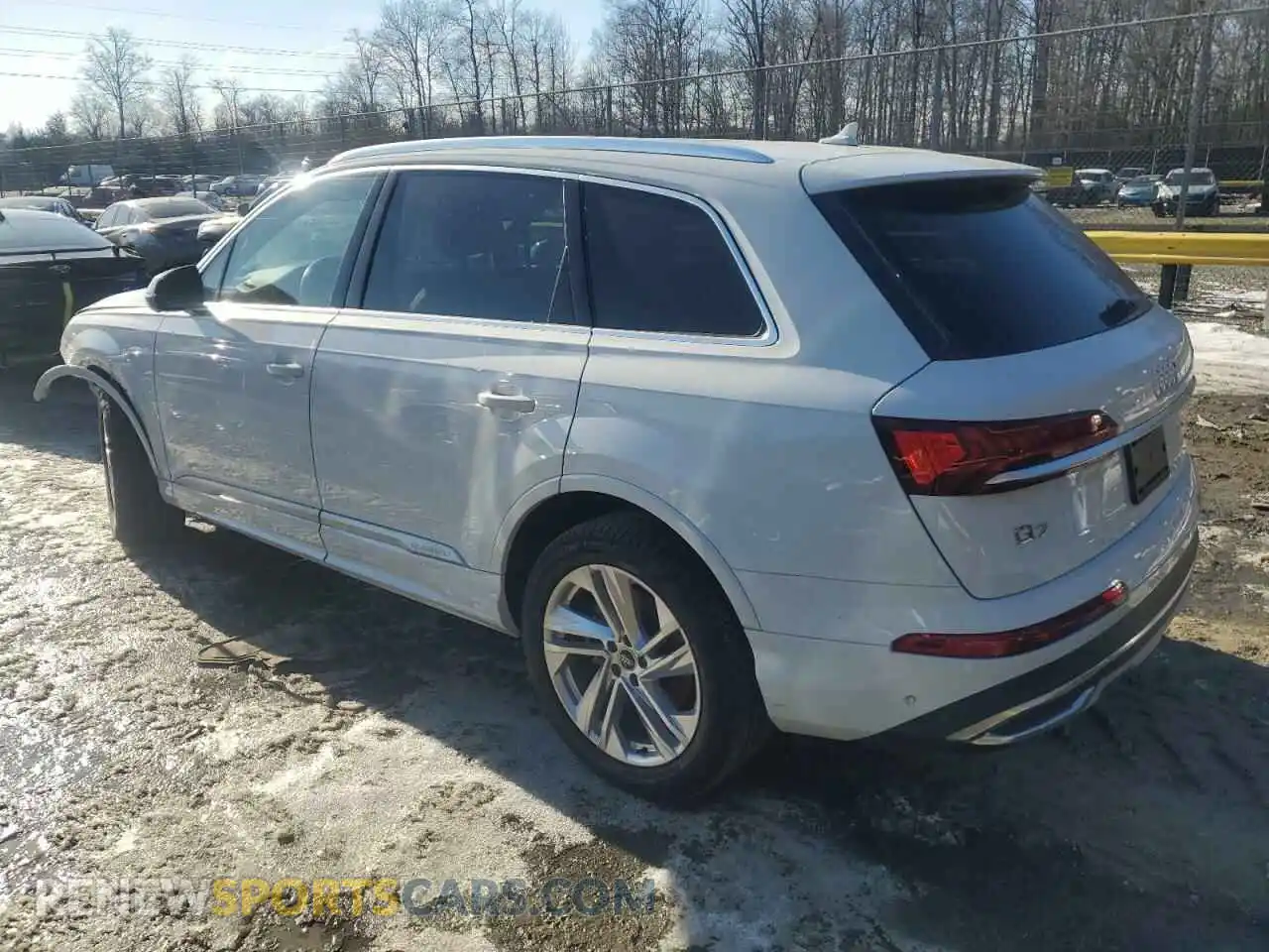 2 Photograph of a damaged car WA1LJAF76MD019892 AUDI Q7 2021